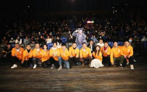 韩三平力挺《除暴》，这是一部比较厚重的警匪片-除暴原型韩国