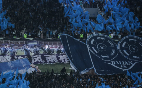 足球——中超：大连人对阵青岛海牛-城市对战大连vs青岛