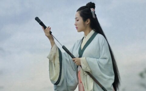 诗词原创：七律3首，文字与梦想｜花开忽忆骸归日，春好难销老尽头-七律花开花落