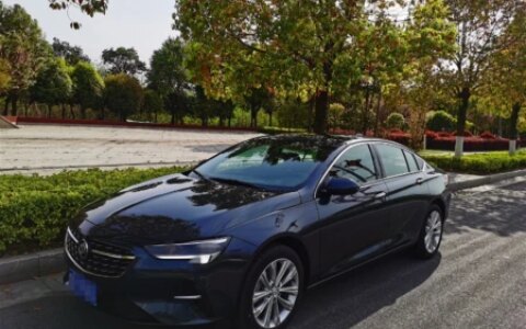 要青春活力，我选择君威-青春活力的文案短句