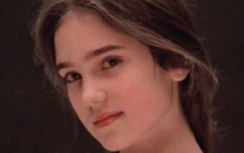 不怕死的三大星座-十二星座被扒了衣服后的反应