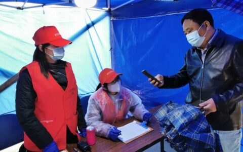 川沙“界龙古园”迎来最特殊的清明节！清明祭扫首日，带你看现场-上海川沙界龙