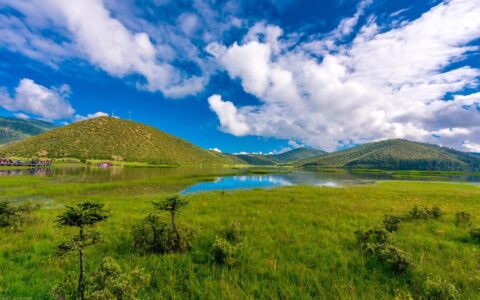 香格里拉最好玩的10大景点，惊艳绝美，玩遍人间天堂，不虚此行！-香格里拉必玩的景点