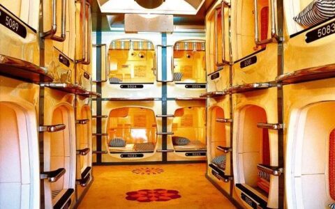 岛国日本的神奇发明，胶囊宾馆-曰本胶囊宾馆