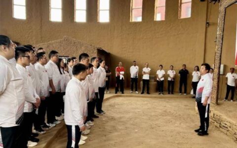 国家举重队转训内蒙古武川训练基地-国家队举重冠军