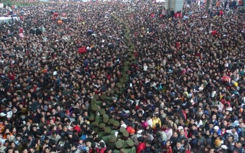 定制假火车票用于报销？12306官微吐槽：考虑一下财务的感受-制造假火车票