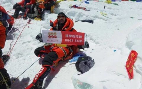 三头六臂，越过四姑娘山，登顶珠峰-四姑娘山三峰死亡率