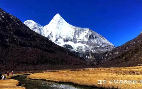 去稻城亚丁旅游有哪些避坑攻略分享？-去稻城亚丁的旅游路线有哪些