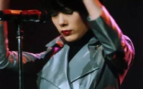 媲美王菲的歌坛天后，同僧人生下一子，今已消失十余年-王菲与和尚