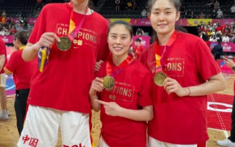 李梦韩旭返美，后者还需征服1人，回归首秀日期已确定-李梦篮球比赛视频