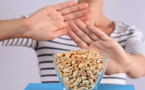 真菌过敏症一般无法痊愈，多和个人体质有关，主要靠药物治疗-真菌过敏症用什么药膏