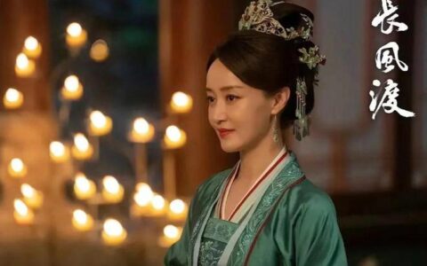 《长风渡》演婆婆，从主持人到上市公司老板娘，她的人生着实精彩