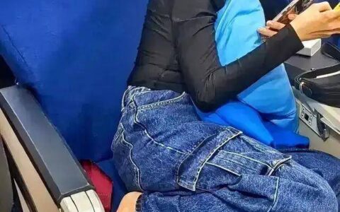 从王源到梅婷再到李一桐，公众人物需要以身作则-王源2019年几月几日去美国