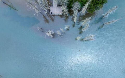 暑期热！四姑娘山美景如画、游人如织-四姑娘山的景区介绍