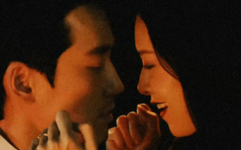 《孤注一掷》票房超《八角笼中》，位列亚军-孤注一掷告诉我们什么道理