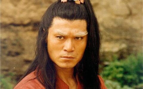 原创
展昭、欧阳春、白玉堂、徐良、白云瑞五大高手，武功如何排名？-白玉堂vs欧阳春