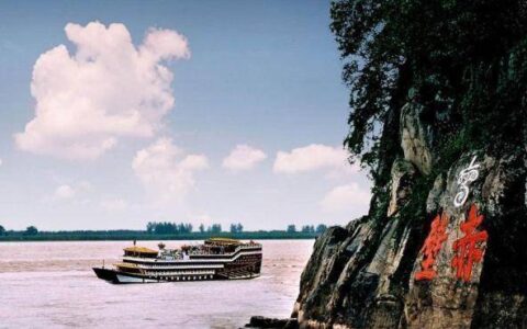 原创
赤壁迷踪：如何区分三国赤壁、东坡赤壁、武赤壁、文赤壁？-苏轼的赤壁和赤壁之战是一个地方吗