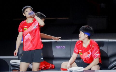 两人关系不一般？孙颖莎与王楚钦亲密动作引争议？真相是这样？-孙颖莎王楚钦央视都在磕的cp