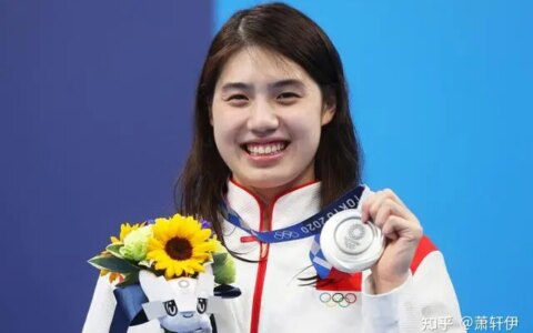 奥运劳模张雨霏，美貌与实力并存，这位“蝶后”未来可期-张雨霏已入账4枚奥运奖牌