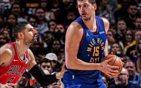 约基奇28+16+9夺回西部第一：单节13+9统治比赛 又添冲MVP筹码