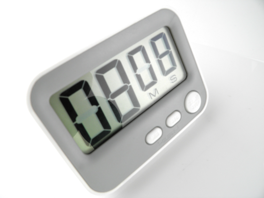 计时器的精度受哪些因素影响？(计时器)