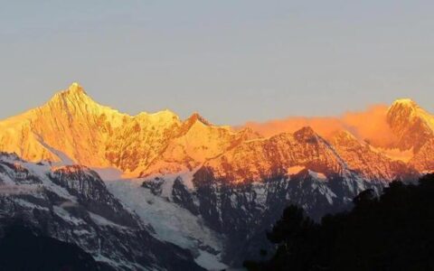 中国“最美的十大名山”之一、如今无人登顶的圣地——梅里雪山-中国国家地理杂志 中国最美十大名山