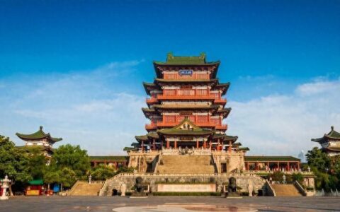 人老了，读懂《滕王阁序》里的五句话，就读懂了人生-名家解读滕王阁序