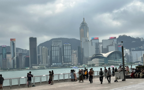 585元跟团香港两日游：没强制消费挺好，全免费景点，人等人闹心