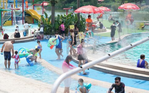 戏水玩沙、看世界杯、挑战纪录，北京海洋沙滩嘉年华开幕！