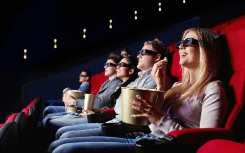 电影院又双叒要开门了？