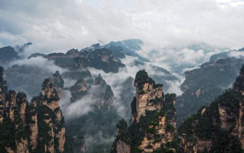 湖南适合自由行还是跟团游，武陵源组团旅游六天攻略费用多少