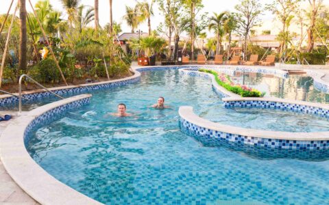 广东中山温泉现代民宿规划设计会所，广东中山禅镜温泉设计规划报价?