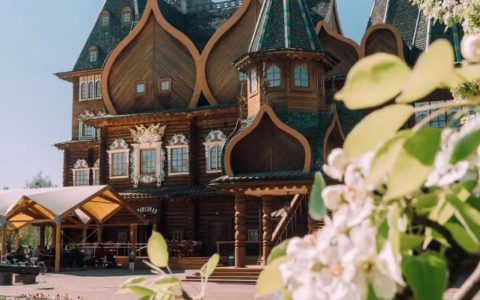 俄罗斯海参崴游4日游多少钱，在俄罗斯海参崴人均需要1500