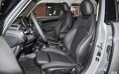 奥迪Q7豪华SUV的科技与舒适体验