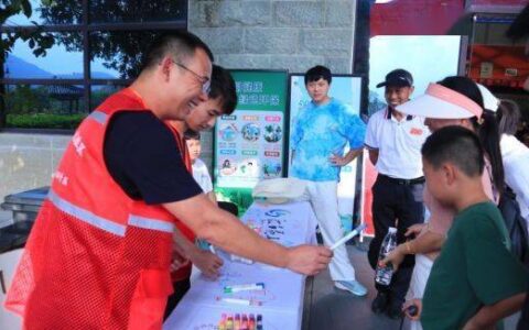 游客畅游有爱无碍！江西灵山景区暖心服务“三两”事儿