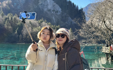 中国九寨沟第十九届国际冰瀑旅游节开幕