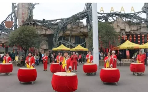 贵州森林野生动物园假期旅游持续“升温”