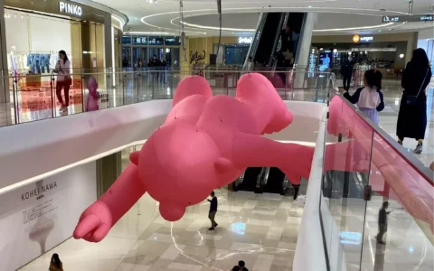 浪漫逛展、环球之旅、沉浸阅读……“五一”假期来武汉这里打卡出片