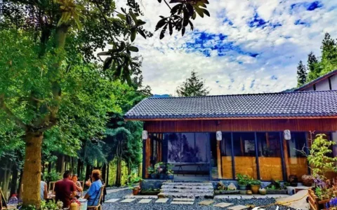 德阳什邡：蓥华山以热忱之心 邀您清凉一夏