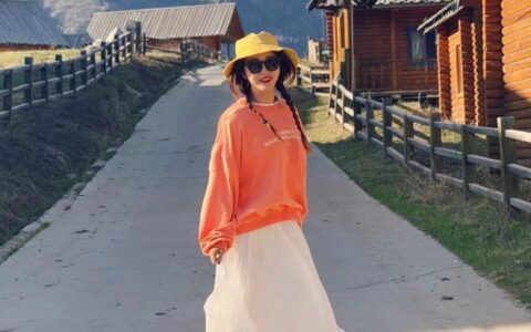 到新疆旅游8天多少钱，旅游跟团好还是自由行好看完这篇都清楚了