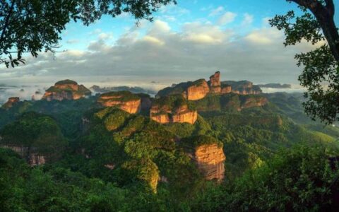 广东四大名山之首丹霞山，丹霞双绝令人称奇，你去看过没有