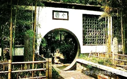 扬州「个园」是一个什么景点，有什么吸引人的地方和历史典故？