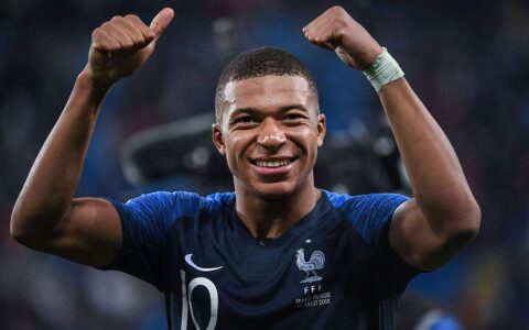 姆巴佩：法国足球的新巨星-法国球队姆巴佩