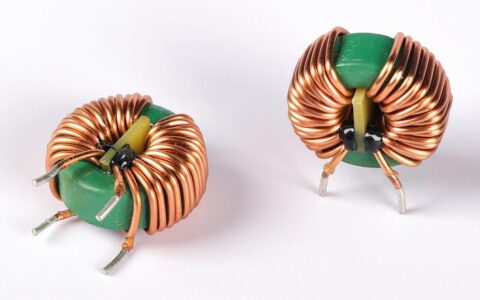 共模电感有哪些类型？(共模电感)