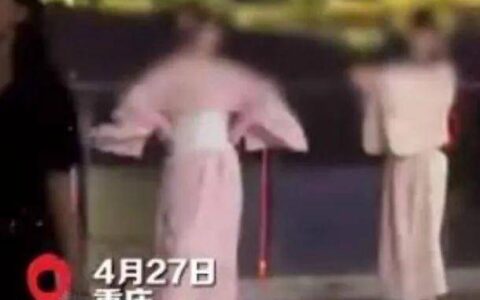原创
            重庆2女孩穿和服跳舞，大爷大妈谴责他们后，被网友指责多管闲事