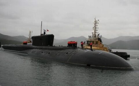 俄潜艇神奇武器，让美军声呐浮标失灵！但真要用，潜艇将万劫不复