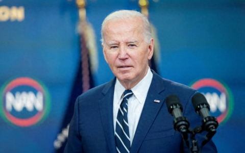 大战将至，美上将奔赴以色列，拜登对伊朗摊牌，王毅亮出解局方案