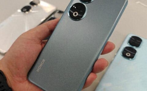 省钱买荣耀90？还是加价买荣耀100？不吹不黑，分析3点就懂了