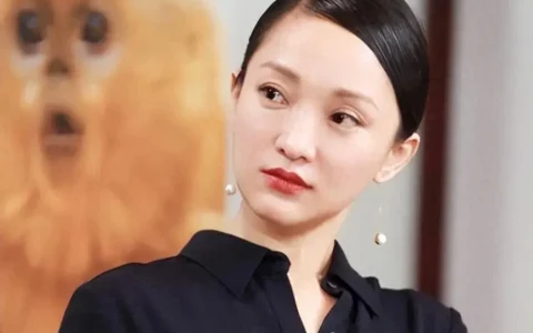 时隔6年，《如懿传》再引争议，周迅被炸上热搜！