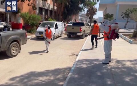 利比亚德尔纳开展消杀工作 防范洪灾后疫情暴发